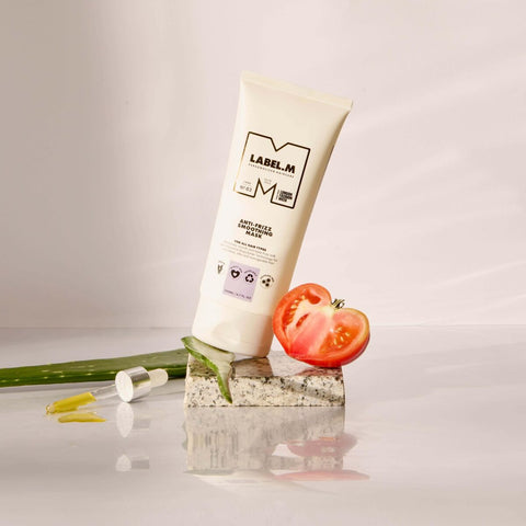 V4HF10404C2E7BF38AFAF25A2B7A8B5A3F1R7438309P2